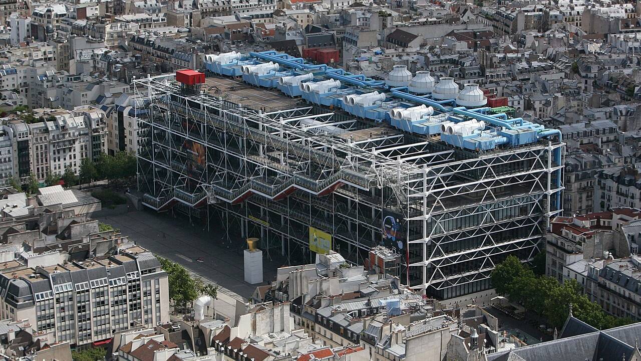 Centre Geaorges Pompidou, 1977 Paris